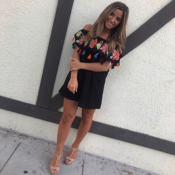 Meet your Posher, Ava - Picture 1 of 1